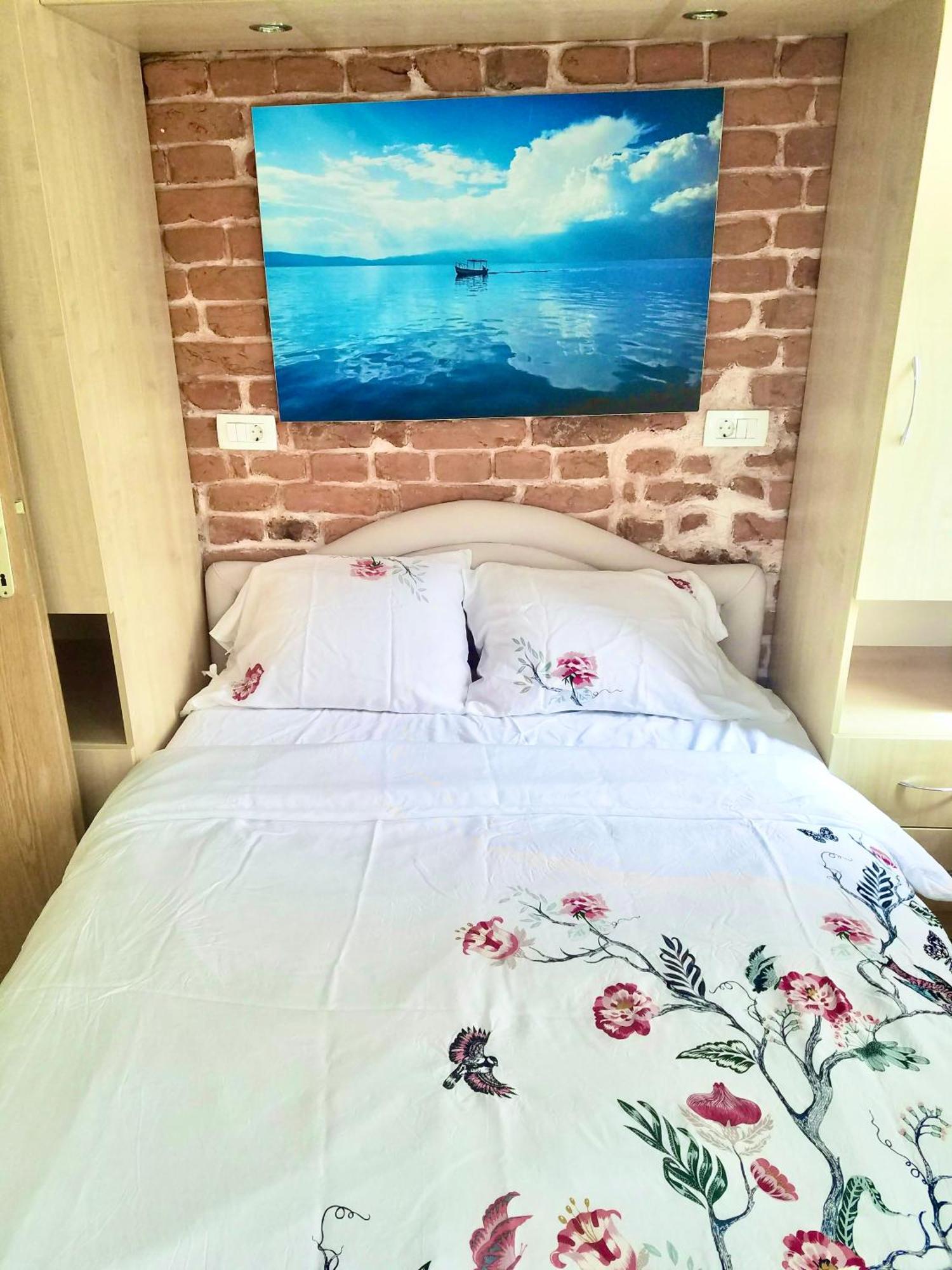 Sirma'S Unique Artsy Modern Quiet 1-Bdrm In The Heart Of Skopje Apartment Екстериор снимка